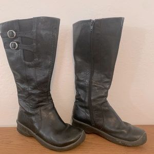 Leather Keen Boots